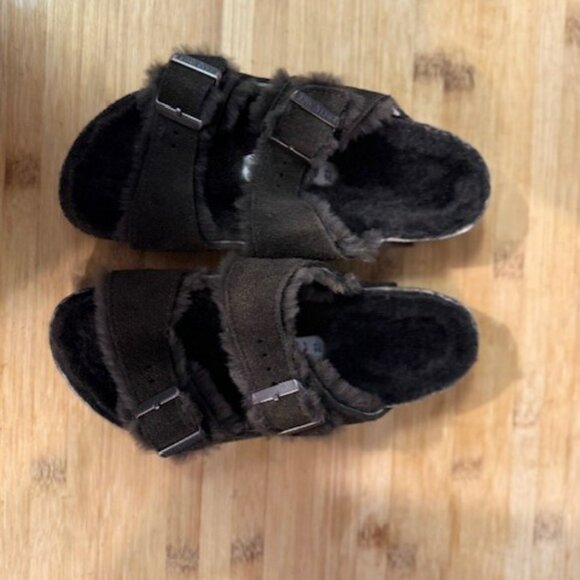 NWOT - Birkenstock Arizona Chocolate Suede Shearling Slide Sandal - Picture 9 of 16